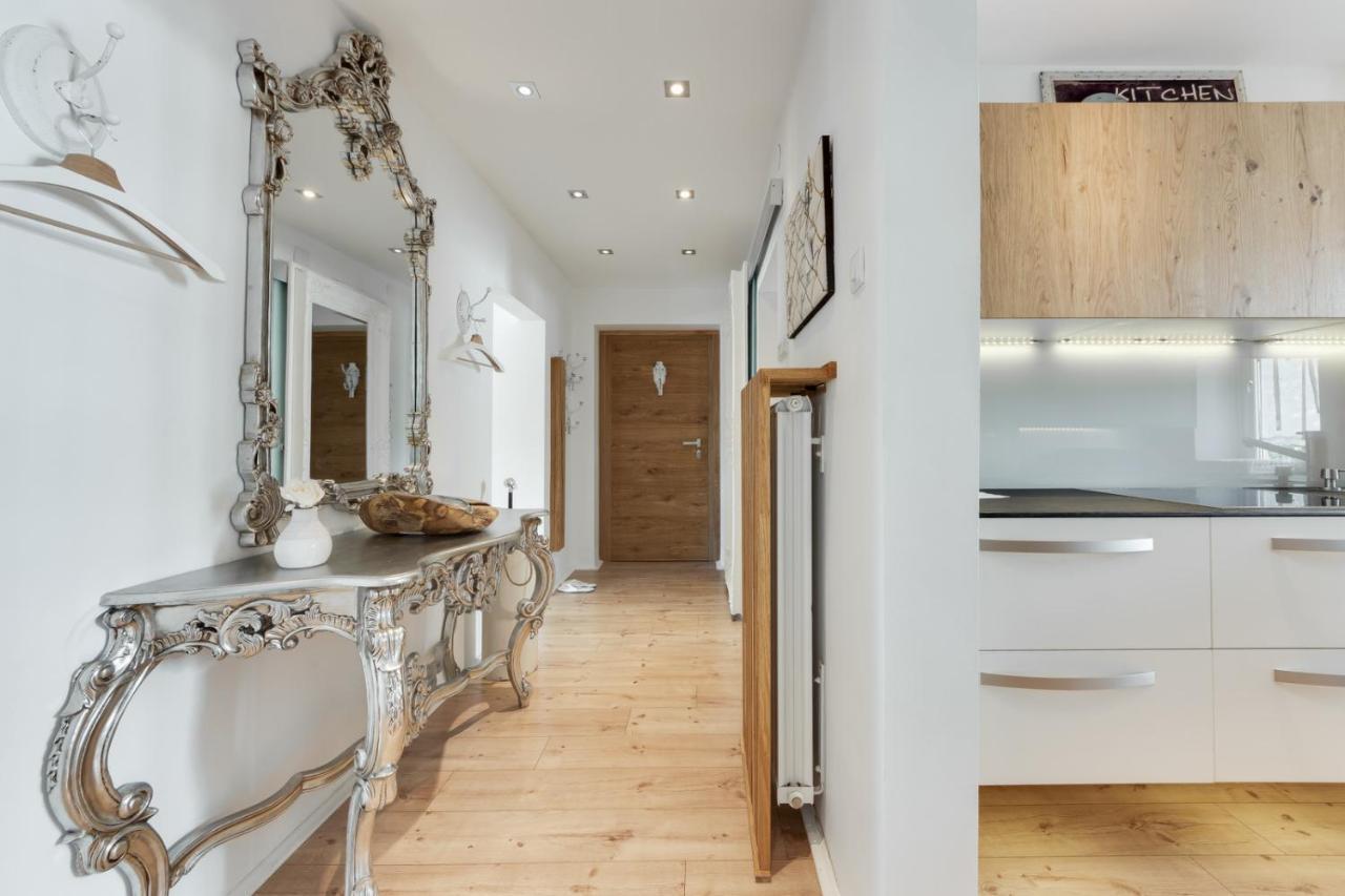 Amazing Apartment In Downtown Maribor Ngoại thất bức ảnh