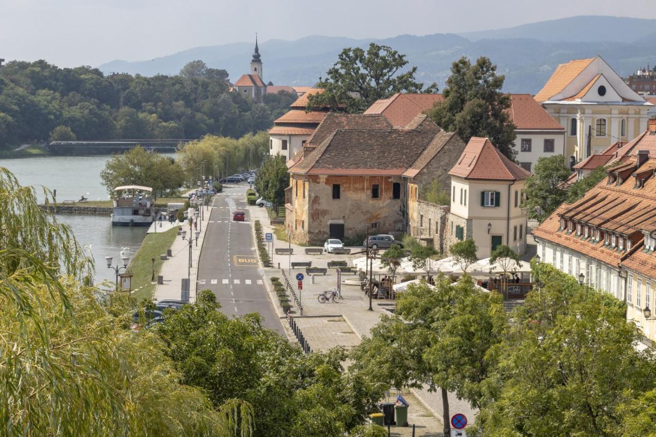 Amazing Apartment In Downtown Maribor Ngoại thất bức ảnh